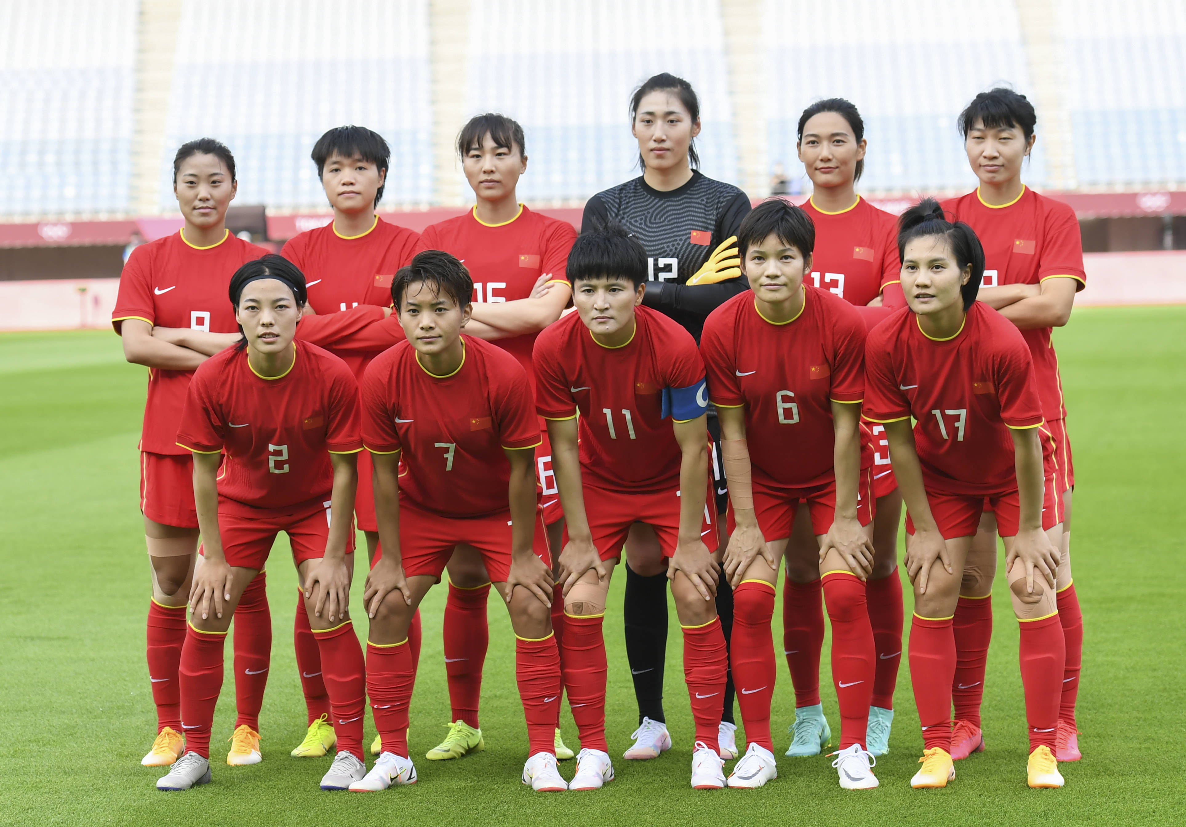 关于中国女足队员们斗志昂扬，赢得胜利的信息
