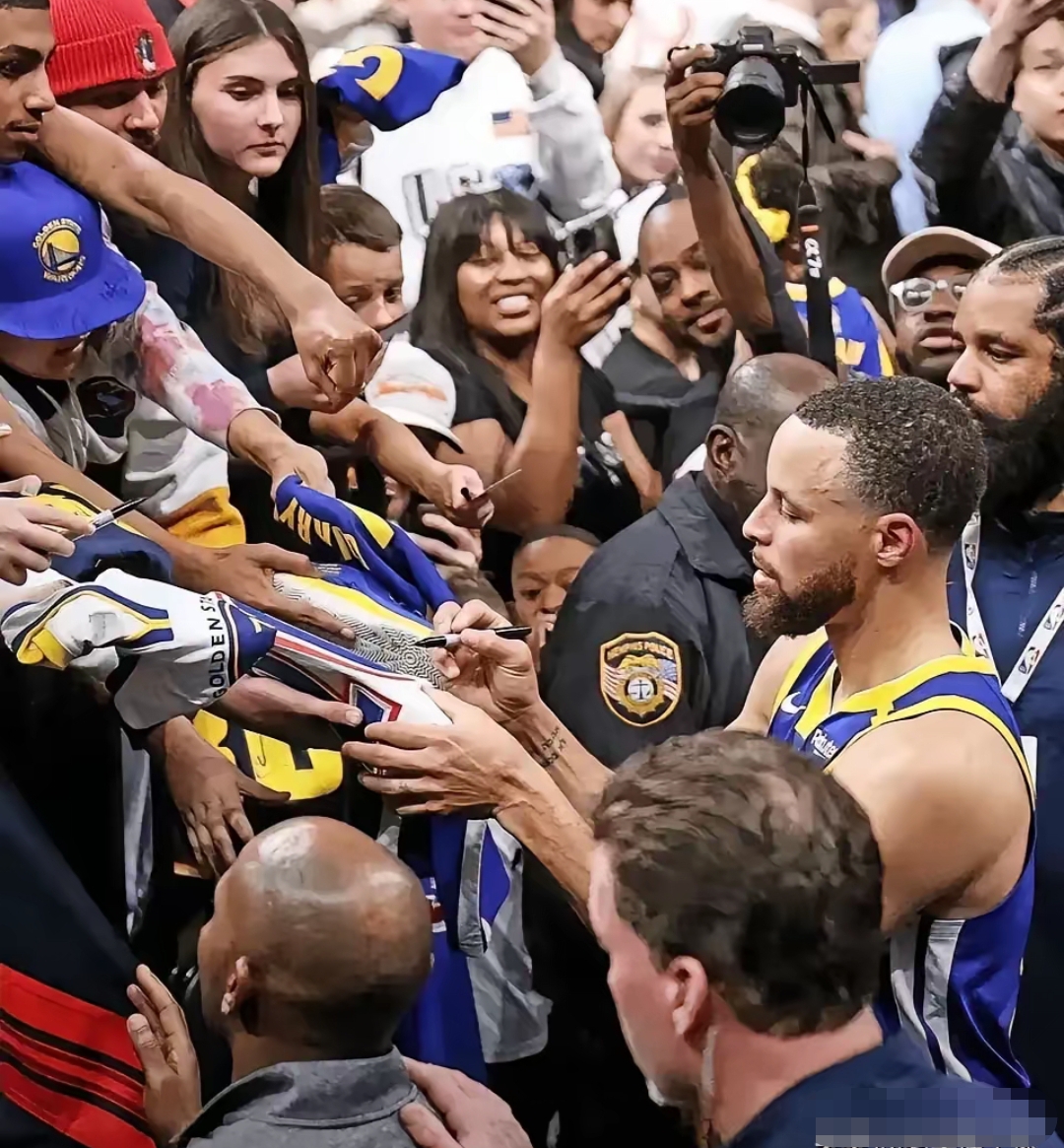 开云体育入口-广东队轻取江苏队，库里扛起全队的简单介绍