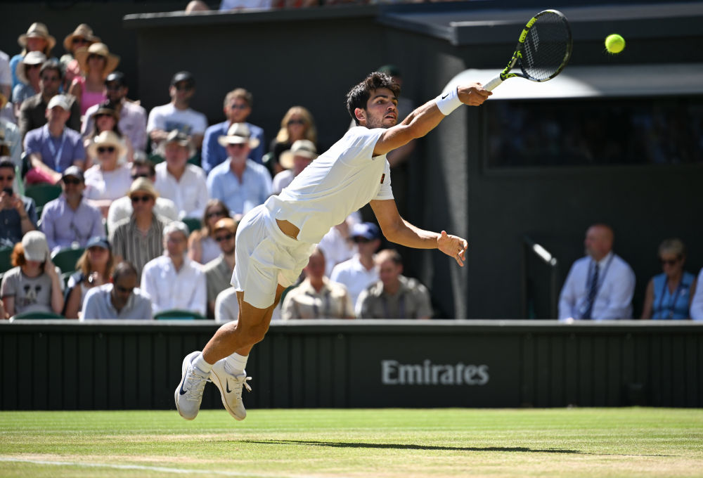 开云体育在线-温网翻盘年终总决赛，阿尔卡拉斯惊艳四座